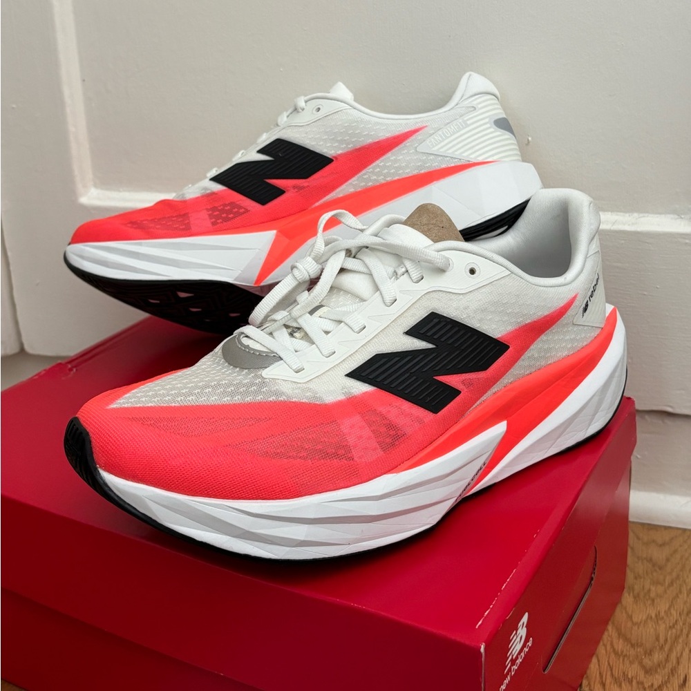 New Balance Fuel Cell Rebel v5